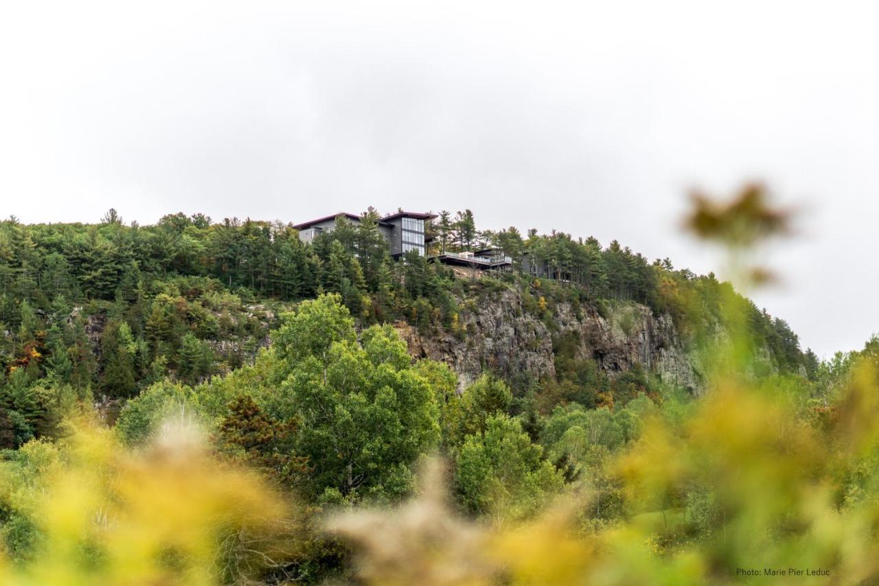 Auberge De La Montagne Coupee Saint Jean De Matha Eksteriør billede