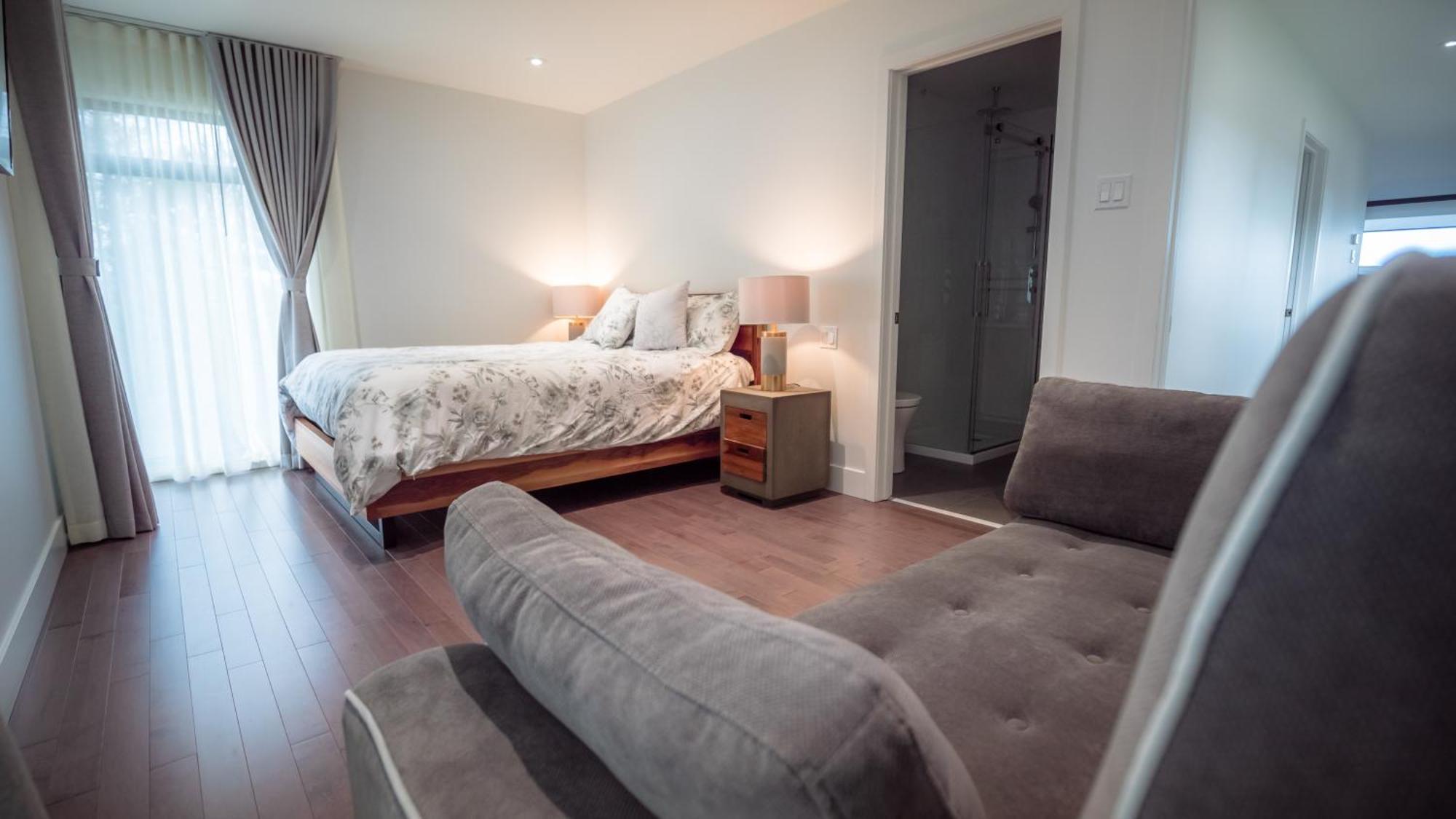 Auberge De La Montagne Coupee Saint Jean De Matha Eksteriør billede